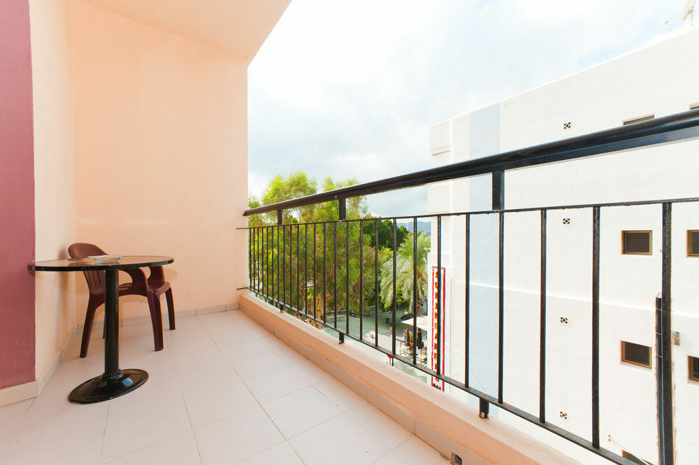 The Red Hotel By Ibiza Feeling - Adults Only Sant Antoni de Portmany Exterior foto
