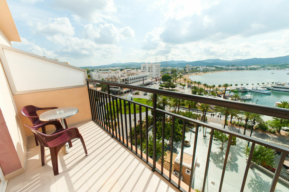 The Red Hotel By Ibiza Feeling - Adults Only Sant Antoni de Portmany Exterior foto