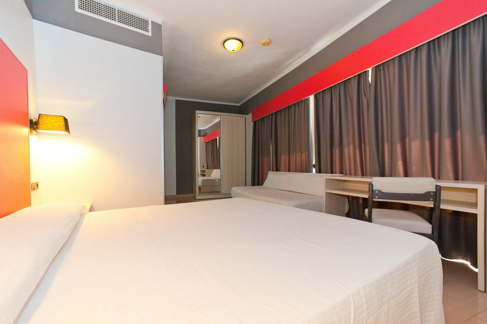 The Red Hotel By Ibiza Feeling - Adults Only Sant Antoni de Portmany Exterior foto